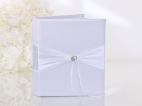 Kniha hostí so srdiečkami